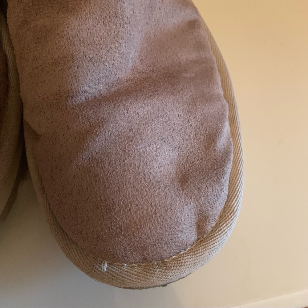 SKETCHERS beige faux suede size 7 women’s boots - Picture 4 of 10